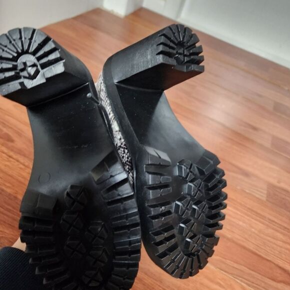 New Madden Girl Archiee Snakeskin Ankle Boot 7 NWOB - Picture 5 of 7